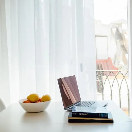 O&l San Luis Feel At In A Renovated * Seville