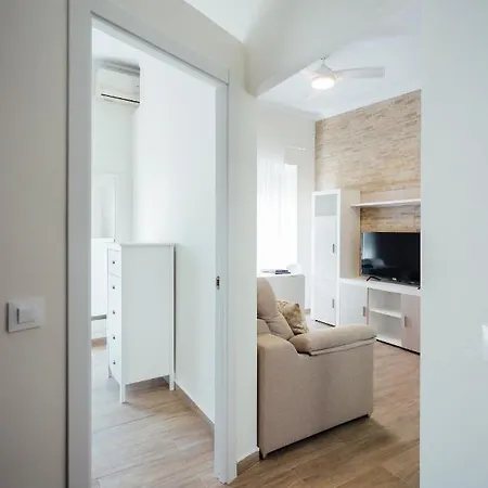 O&l San Luis Feel At In A Renovated * Seville