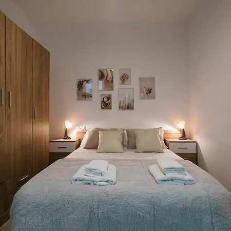 O&l San Luis Feel At In A Renovated Apartment