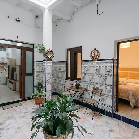 O&l San Luis Feel At In A Renovated * Seville